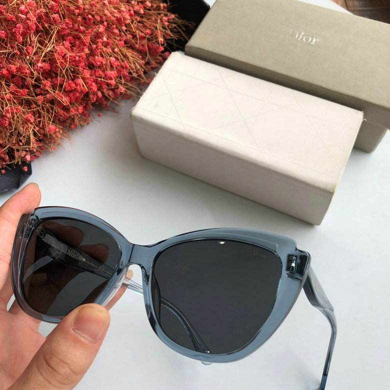 Wholesale Womens Luxury Designer Sunglasses AAA for sale